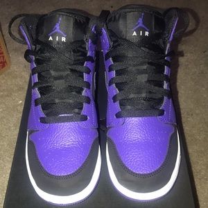Air Jordan 1’s (Authentic)